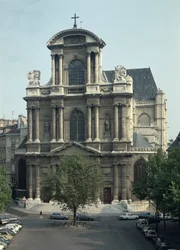 Fachada de la Iglesia de Saint-Gervais, construida entre 1616-21